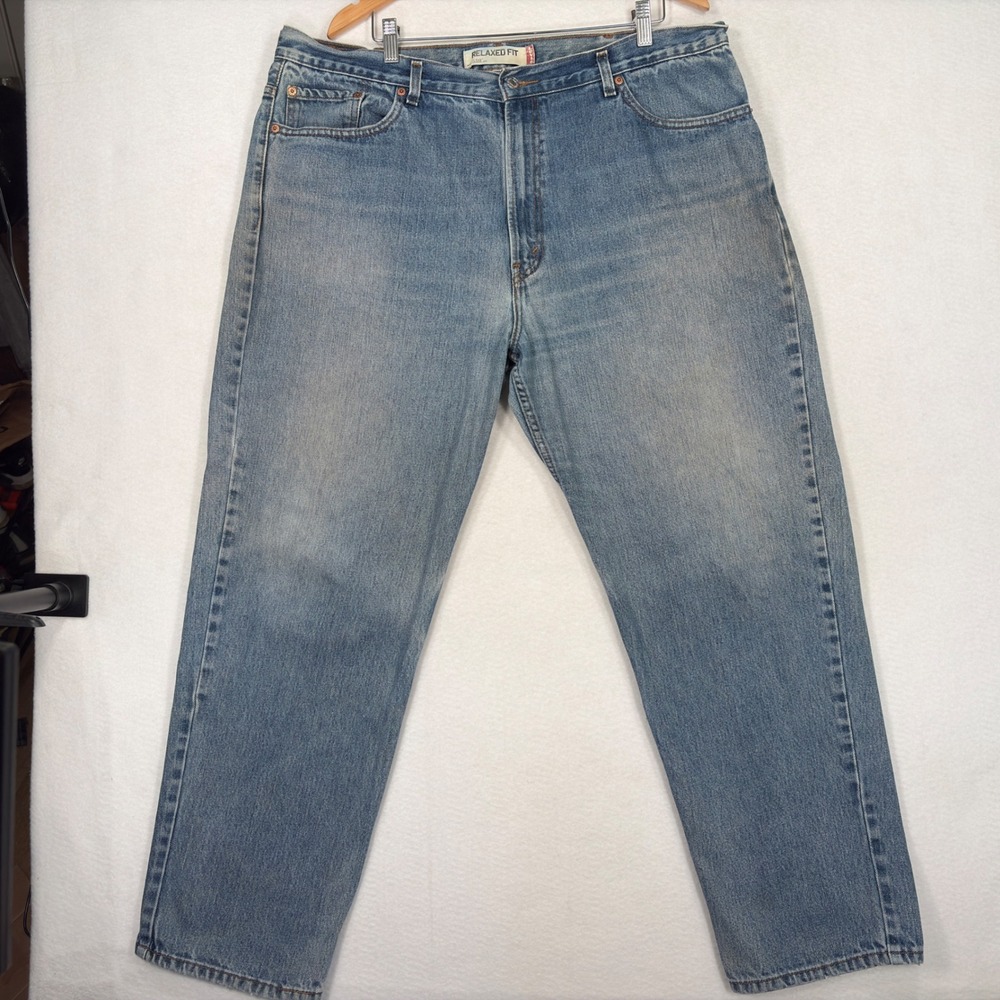 Levis 550 Relaxed Fit Tapered Leg Jeans Light Wash Blue Denim Mens 41x32 Y2K 90s
